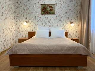 Гостиница Тимптон Нерюнгри Двухместный номер делюкс с двуспальной кроватью-1