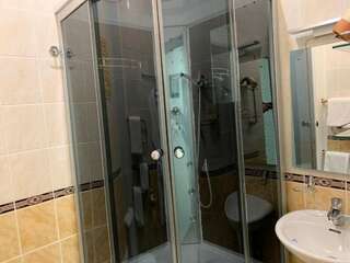 Гостиница Тимптон Нерюнгри Стандартный двухместный номер с 1 кроватью-5